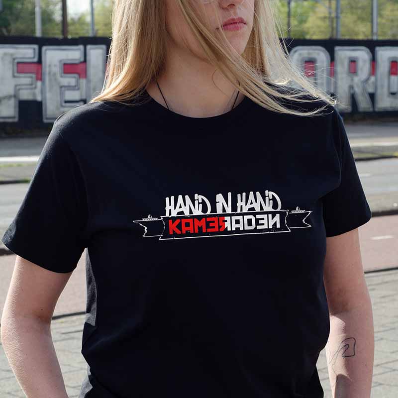 T-shirt regular zwart - Hand in hand - Kameraden - logo voor groot