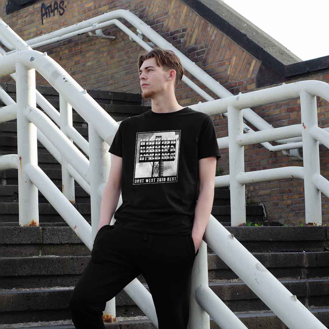 T-shirt regular - Oost west zuid best - Lichtmast