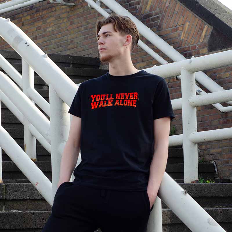 T-shirt regular zwart - You'll never walk alone - Fakkel rood
