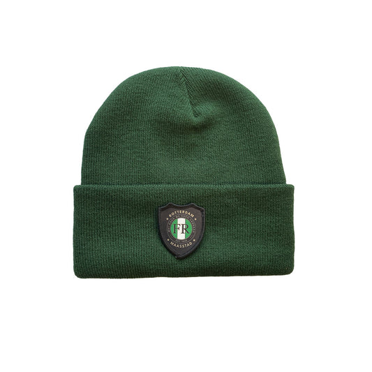 Muts beanie groen met badge - FR - Wat gaan we doen vandaag - logo voor